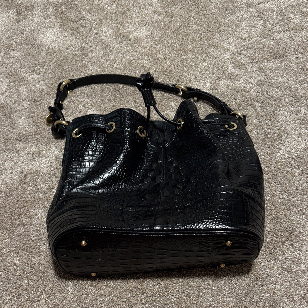 Elegant Brahmin Black Croc-Embossed Women's Bag